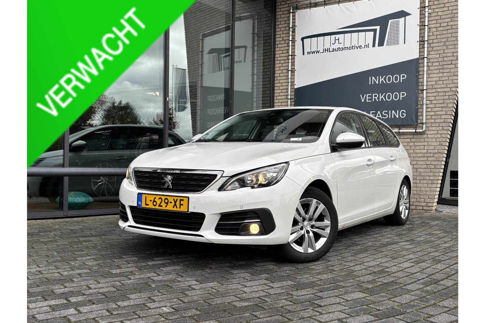 Peugeot 308 SW 1.2 PureTech*ECC*NAVI*CAM*HAAK*CRUISE*CARPLAY*